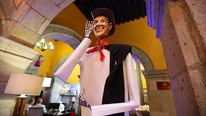 Altar en honor a El Santo Foto Francisco Rodríguez (9).jpeg